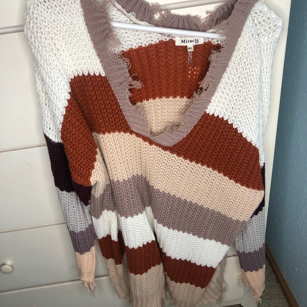Color block distressed sweater